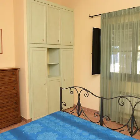 Farm stay La Fortezza Alta *